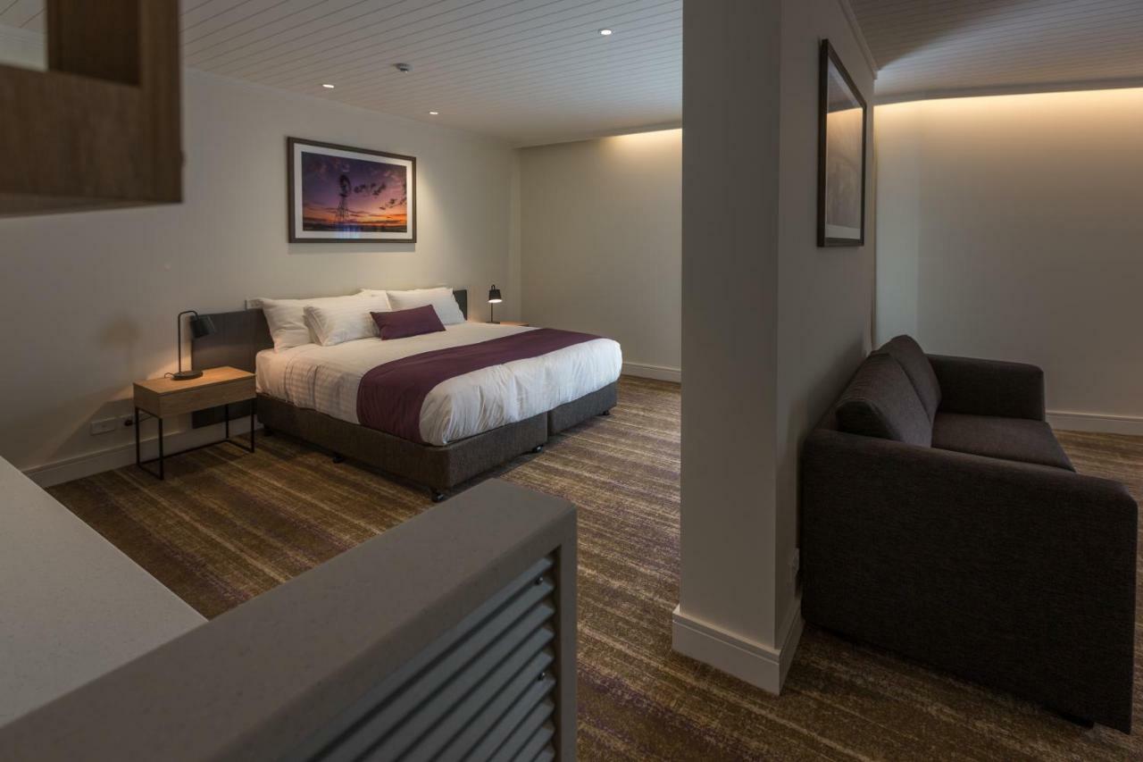 Porter'S Plainland Hotel ภายนอก รูปภาพ