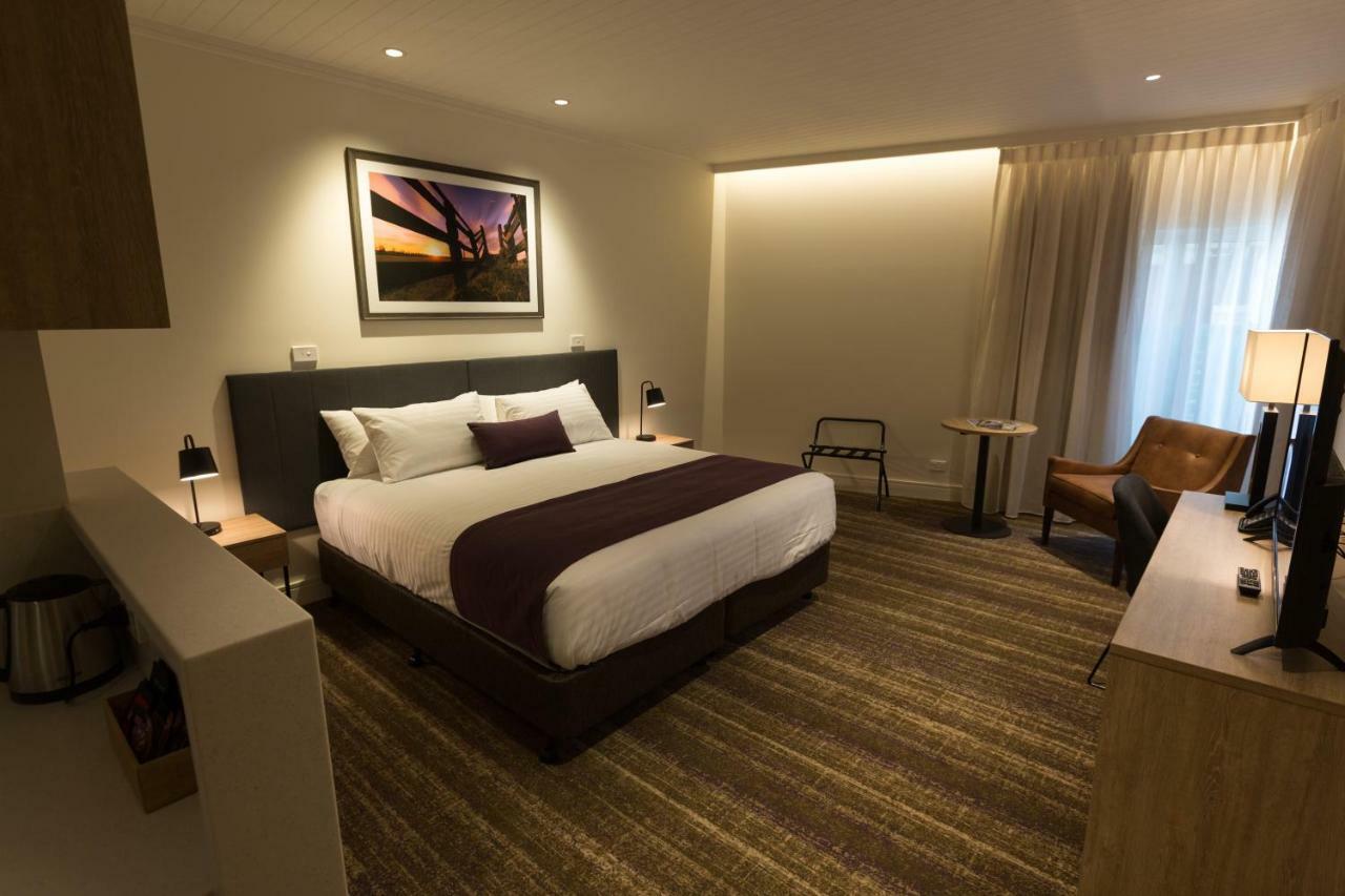 Porter'S Plainland Hotel ภายนอก รูปภาพ
